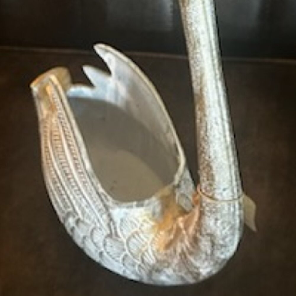 NWT Vintage Large Brassy Swan Planter Rustic Style Distressed Look Flower Pot - Picture 5 of 12